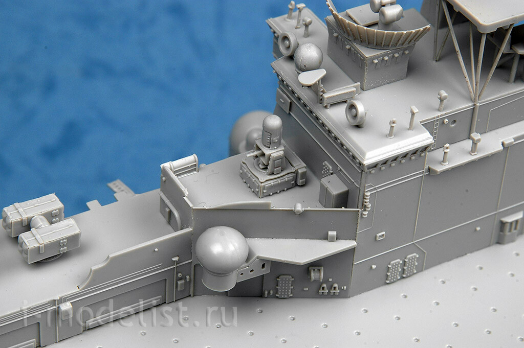 05611 Трубач 1/350 Многоцелевой десантный корабль ВМС США Wasp LHD-1