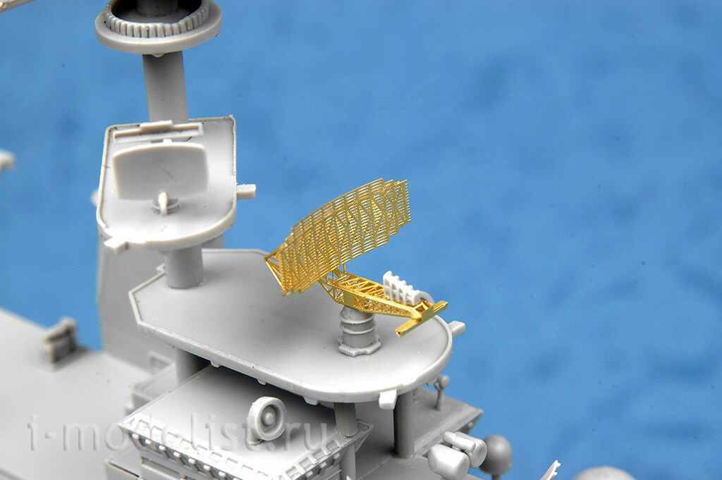 05611 Трубач 1/350 Многоцелевой десантный корабль ВМС США Wasp LHD-1