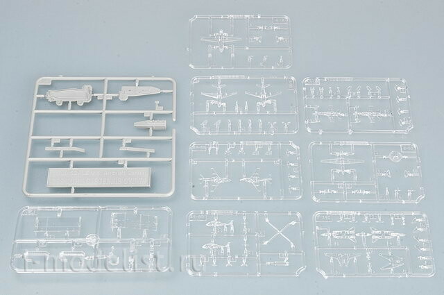 05733 Трубач 1/700 Авианосец CVN-74