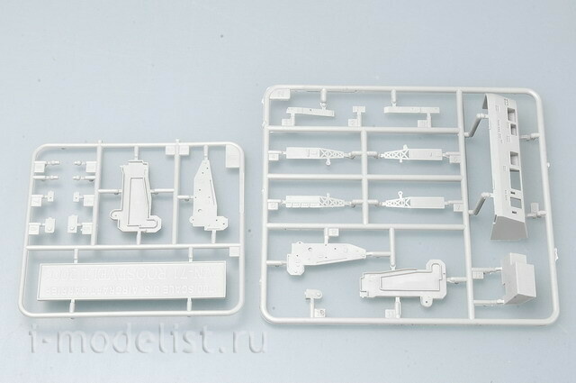 05754 Трубач 1/700 Авианосец CVN-71