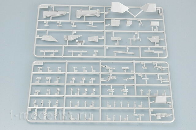 05733 Трубач 1/700 Авианосец CVN-74