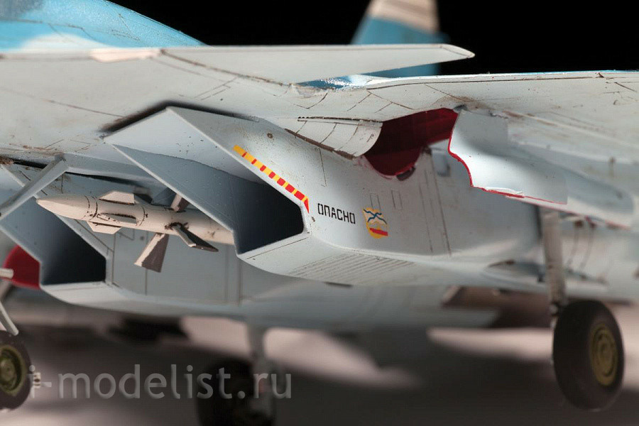 7297 Звезда 1/72 Российский палубный истребитель Су-33